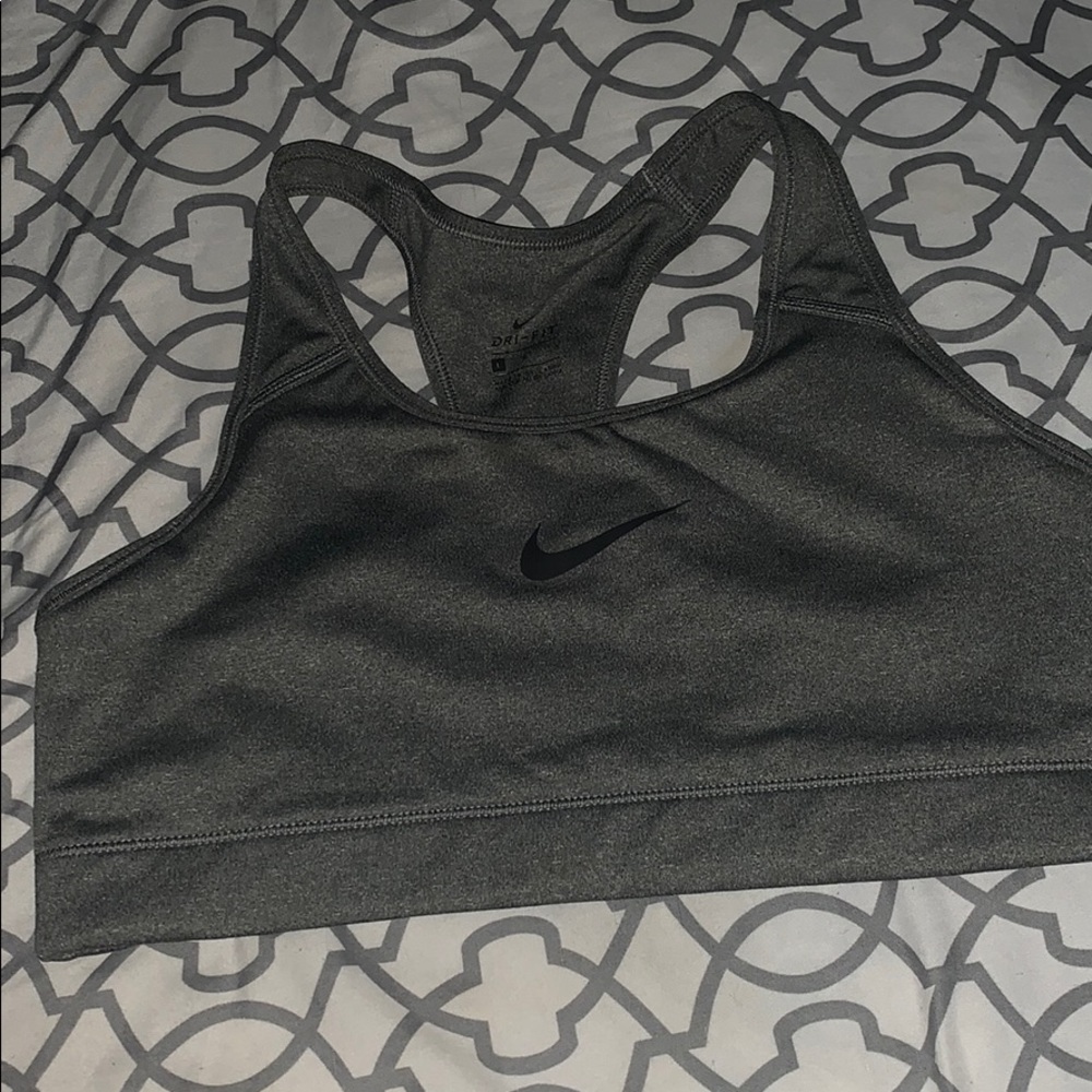 Nike Dri-Fit Women’s Sports bra